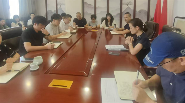 集團(tuán)領(lǐng)導(dǎo)督導(dǎo)“去庫存、降風(fēng)險、調(diào)結(jié)構(gòu)”工作專題綜合報道